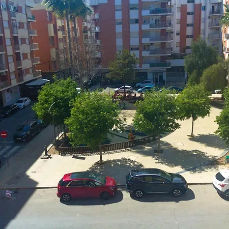 Plaza Mare Nostrum 5 Min Playa Apartment *